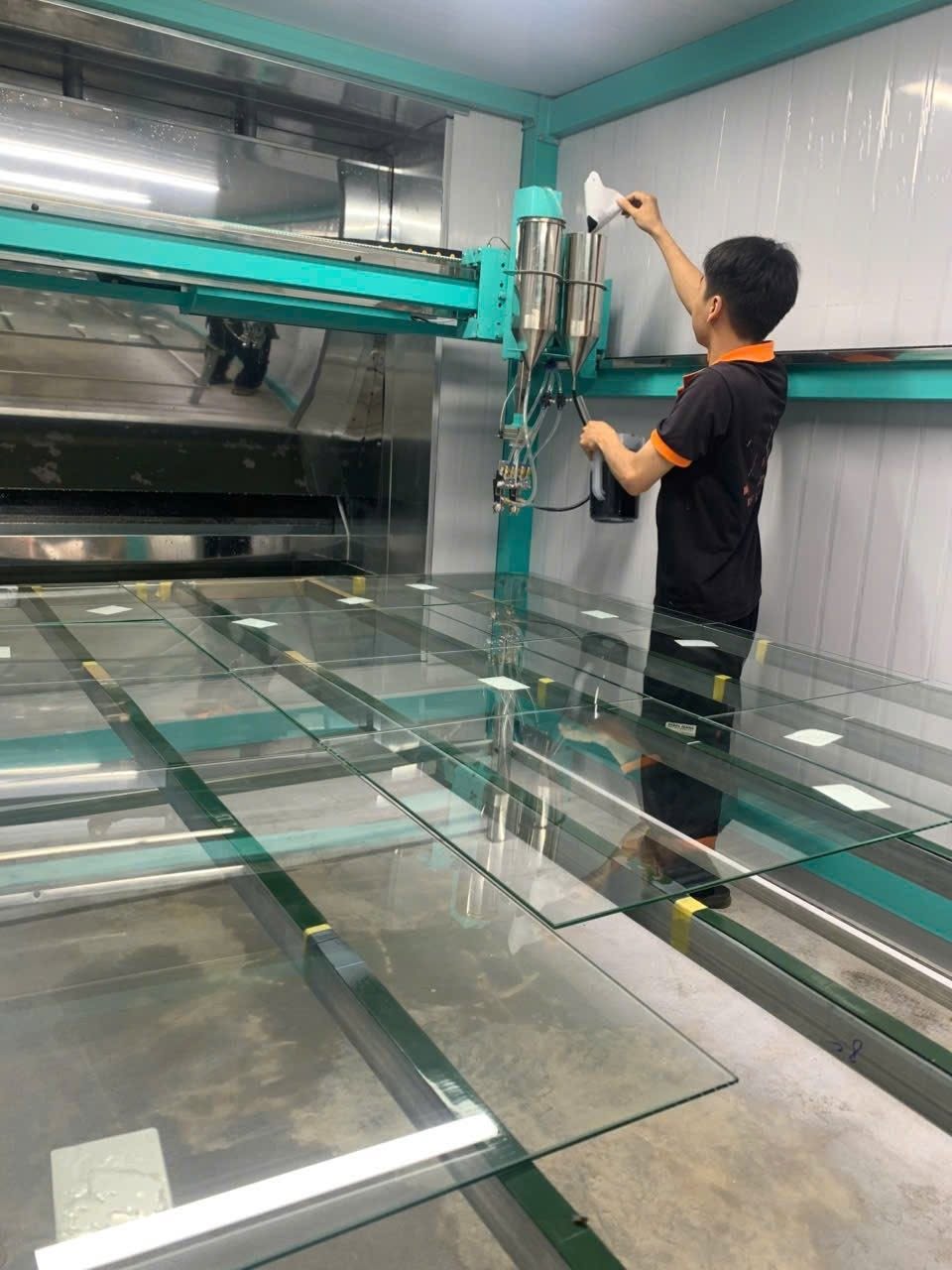 Chuẩn bị tại cụm chứa sơn của SV03